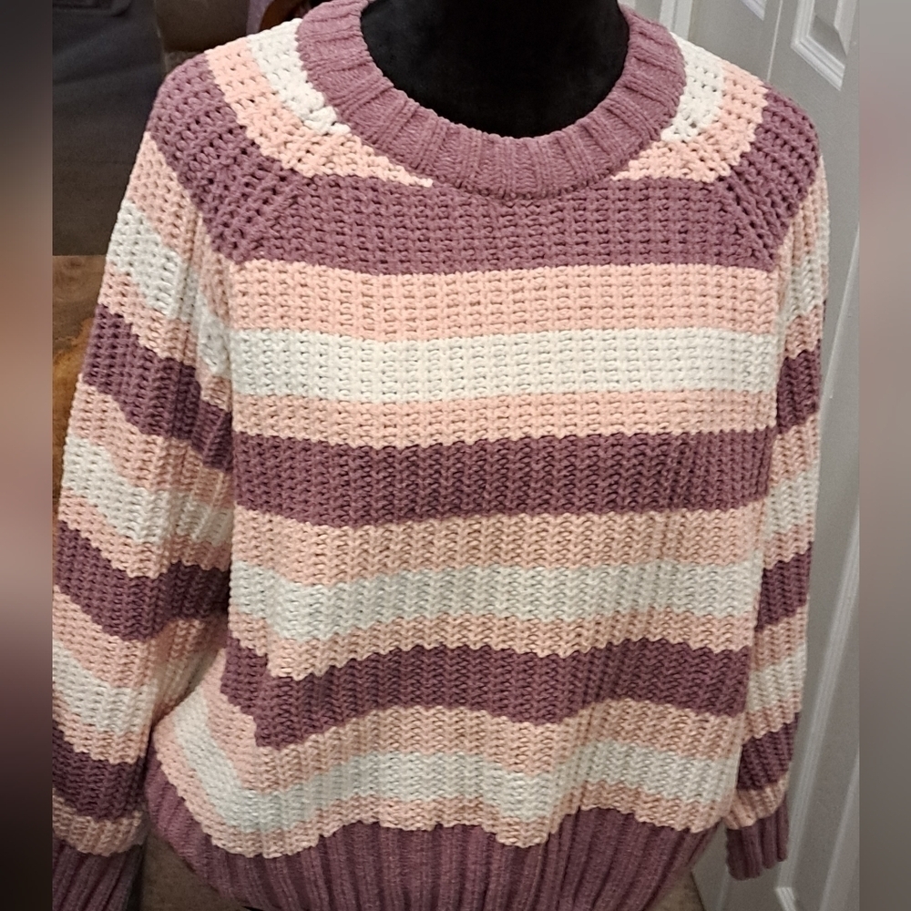 Multi Colored Crew Neck Sweater Size L